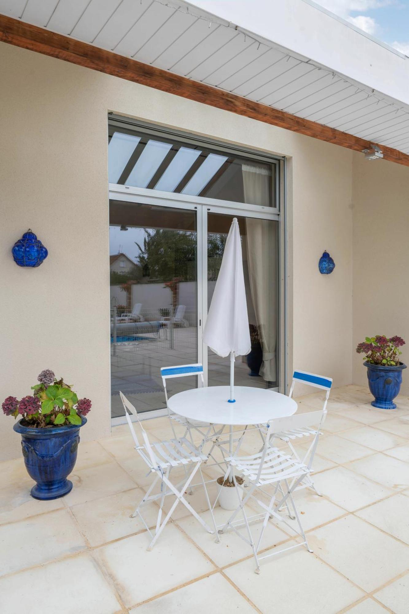 La Petite Maison Gannat Esterno foto