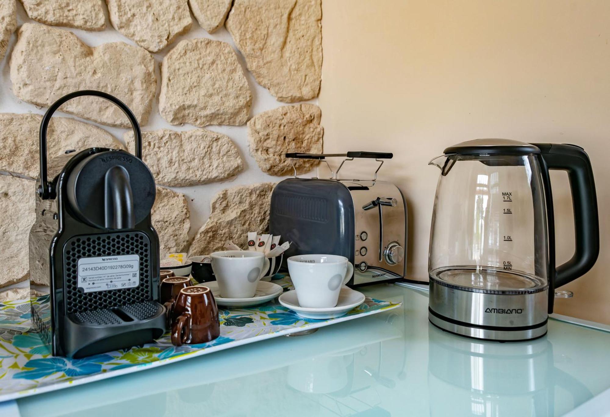 La Petite Maison Gannat Esterno foto